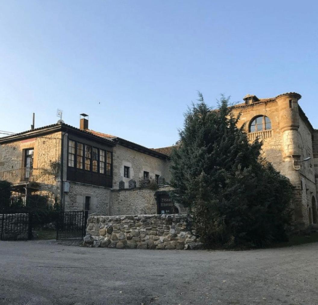 Palacio De Los Alvarado En Las Merindades El Ribero Εξωτερικό φωτογραφία