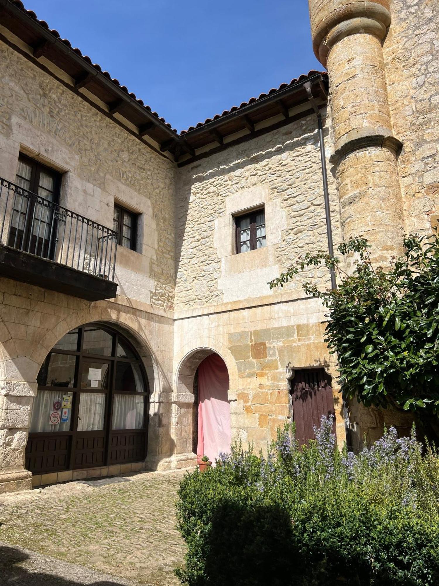 Palacio De Los Alvarado En Las Merindades El Ribero Εξωτερικό φωτογραφία